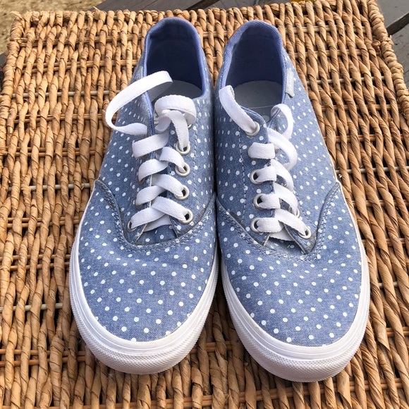 Vans Shoes - Vans Polkadots Shoes!